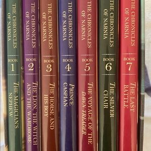 Chronicles of Narnia 7 Book Collector Series